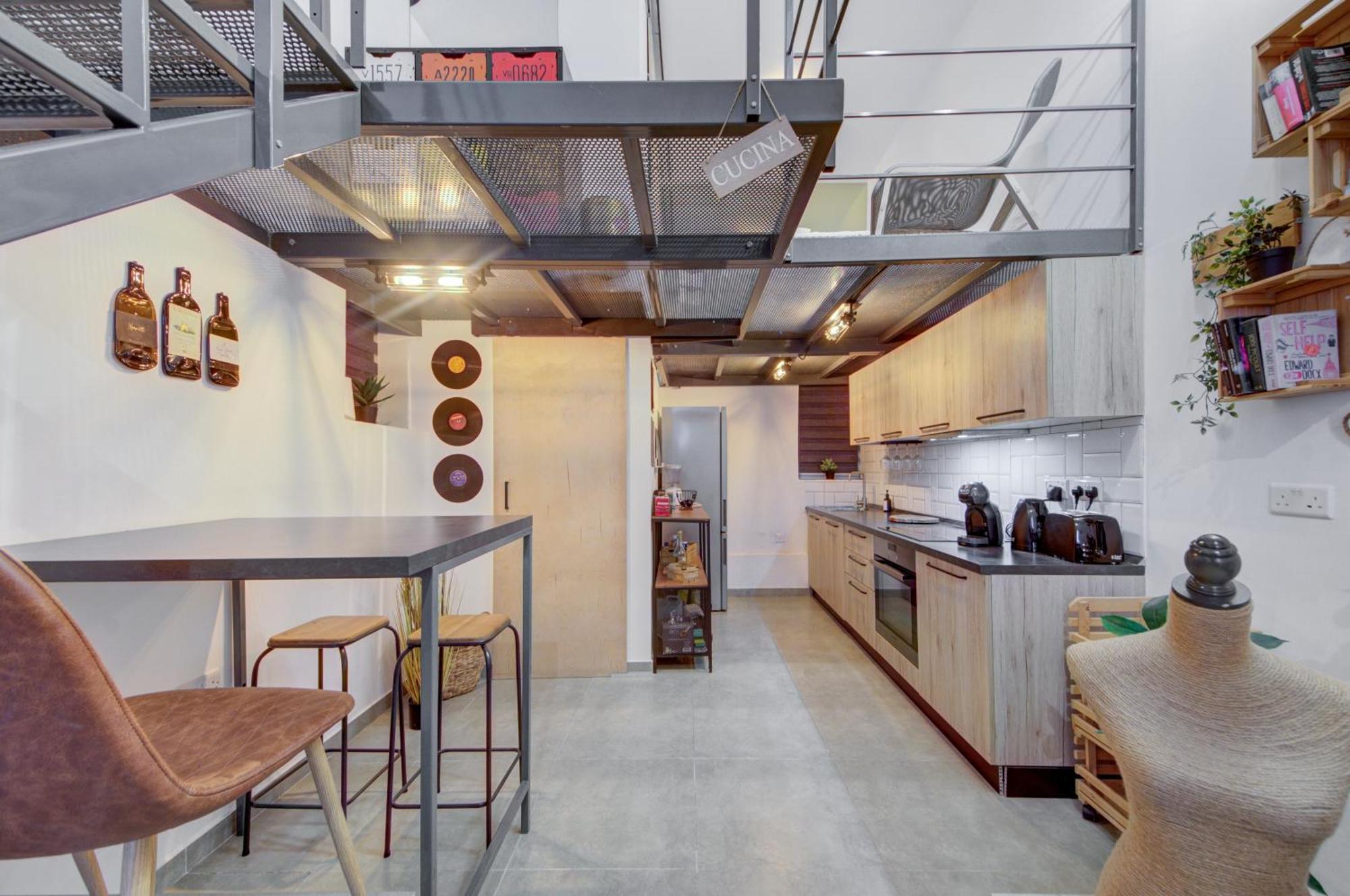 Unique Studio Loft, Walking Distance To Valletta Hamrun ภายนอก รูปภาพ